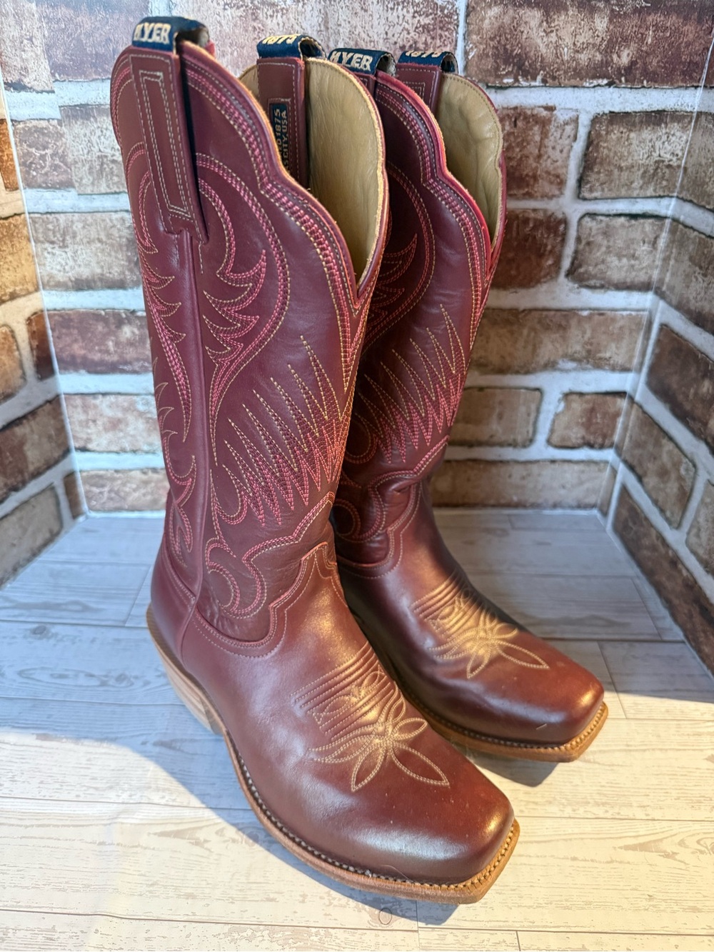 Women's Burgundy Hyer leawood